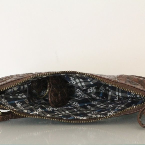 Clutch - Picture 6 of 6